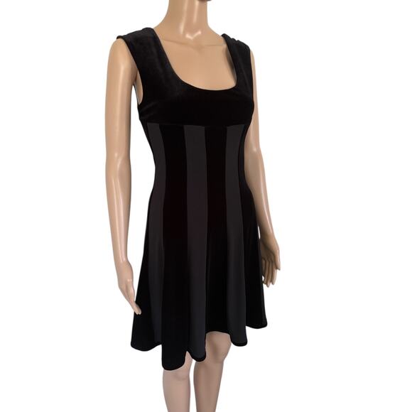 Glamtastic Velvet Panel Mini Dress Black Gothic Y2K Fit & Flare Party Grunge 10 - Picture 3 of 8